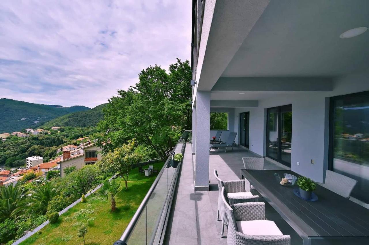 Apartment Vanilla II With Beautiful Seaview Rabac Bagian luar foto